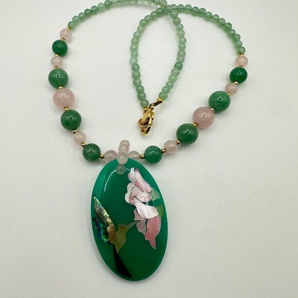 ~17.75" Signed Lee Sands, Jade and Rose quartz with MoP hummingbird necklace! - Picture 8 of 15